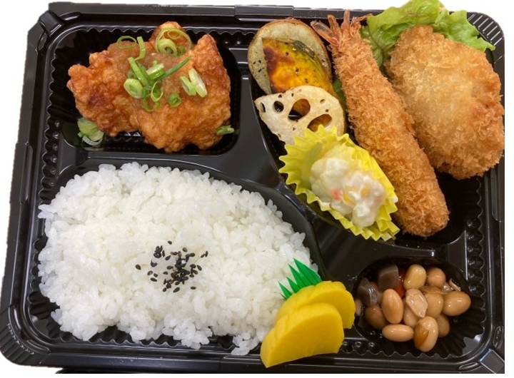 平日限定！500円　ミックスフライ弁当